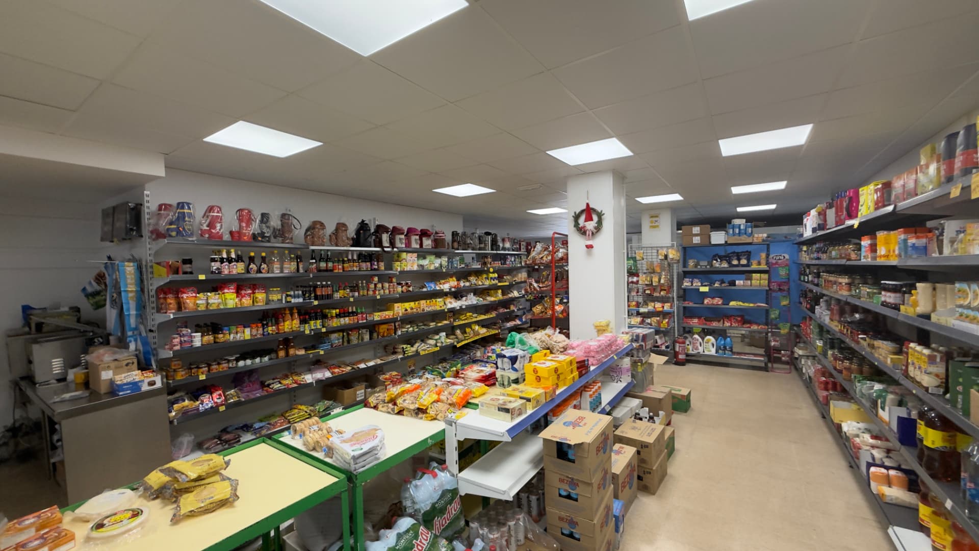 Alimentación y conservas de importación